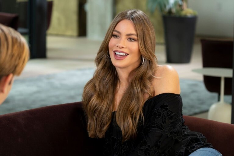 Sofia Vergara Wiki, Age, Family, Biography, etc | wikibion